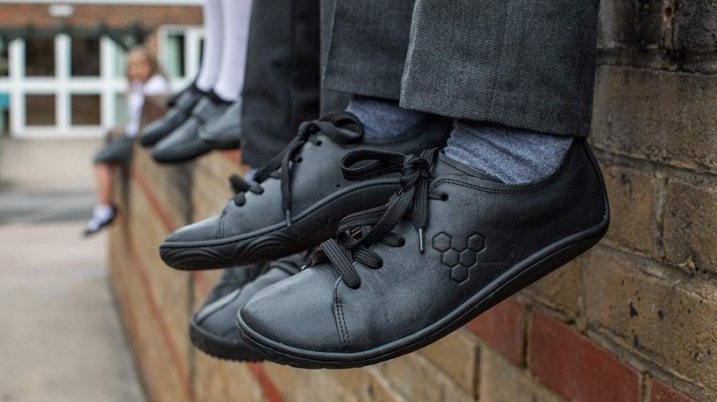 Kids' Vivobarefoot Addis School Juniors Shoes Black | NZ380WH