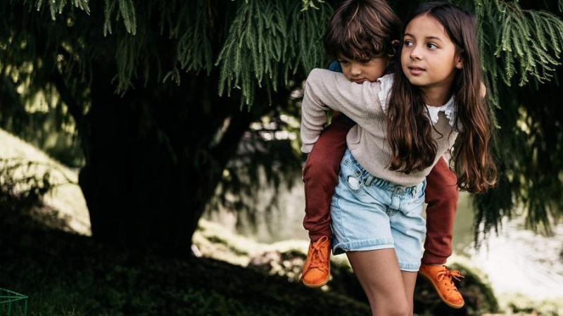 Kids' Vivobarefoot Addis Shoes Orange | NZ417LQ