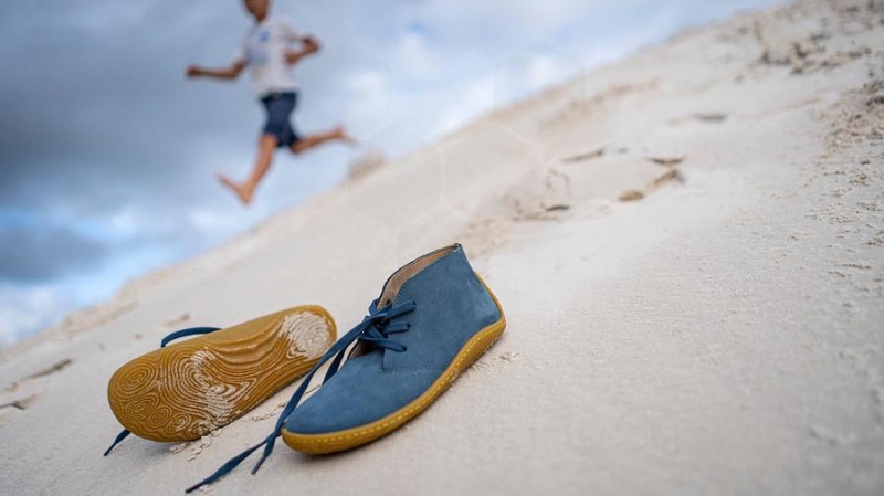 Kids' Vivobarefoot Gobi Addis Juniors Shoes Indigo | NZ431XG