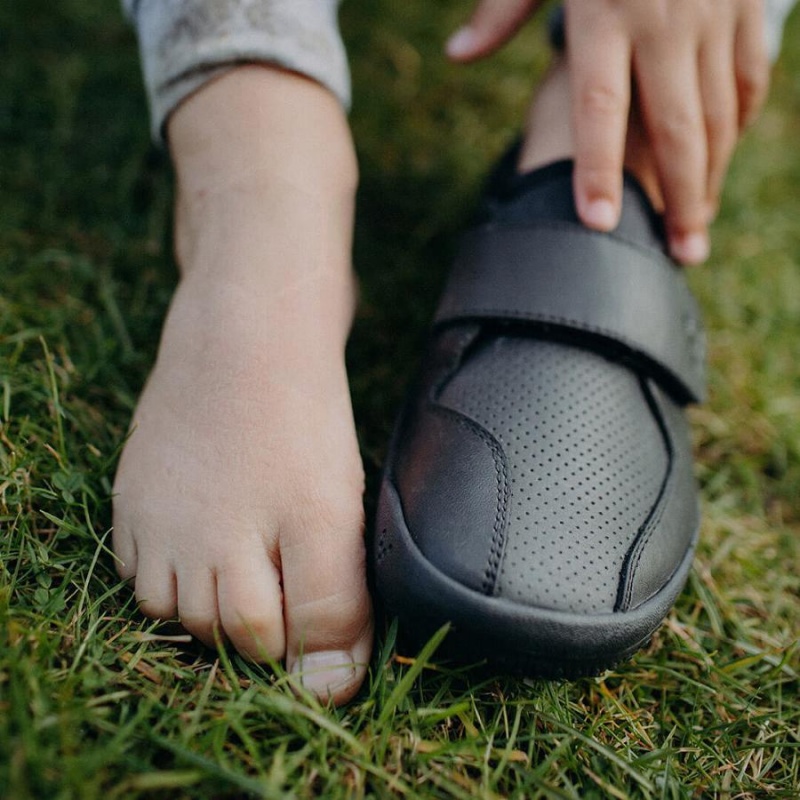 Kids' Vivobarefoot Primus School II Shoes Obsidian | NZ418KW