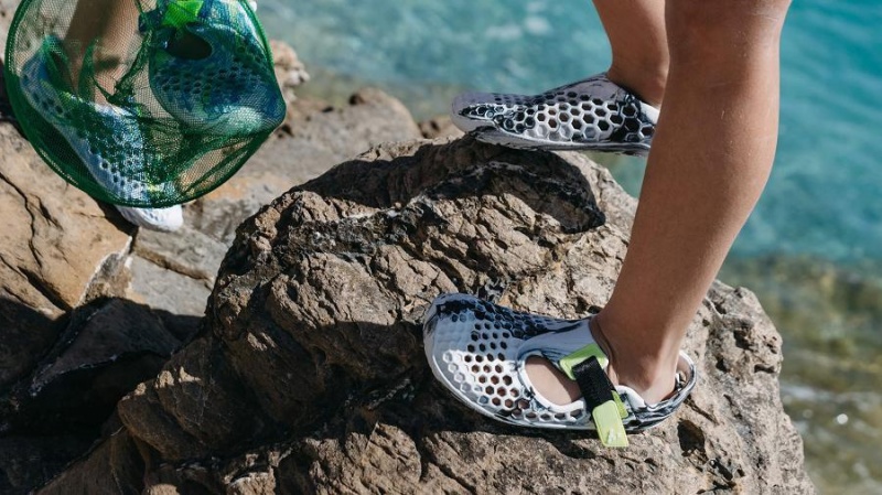 Kids' Vivobarefoot Ultra Bloom Sandals Obsidian / White | NZ434UK