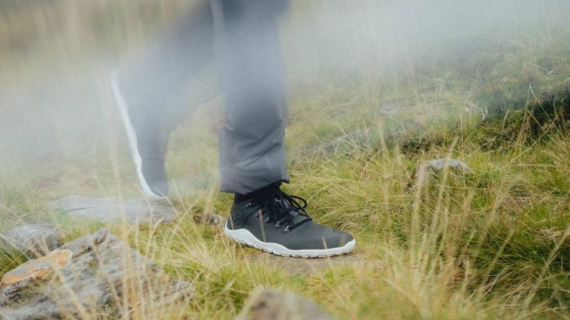 Men's Vivobarefoot Magna FG Hiking Shoes Obsidian / White | NZ020SZ