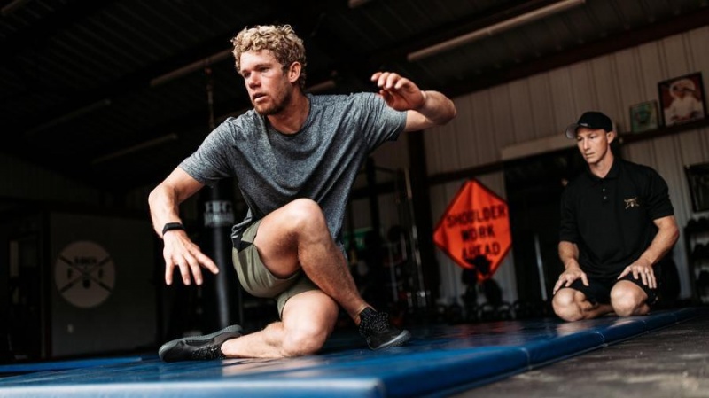 Women's Vivobarefoot PREORDER 'MOTUS STRENGTH JJF' Training Shoes Obsidian / Dark Grey | NZ263JE